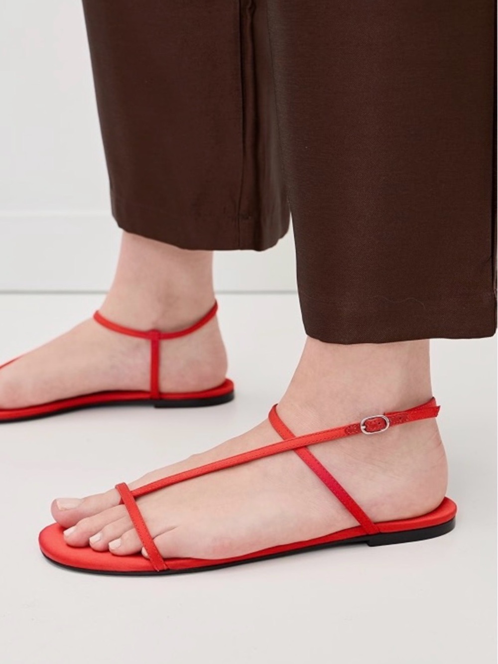 Reformation pina Red Slim Strappy T-Style Sandals
